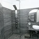 Dclass Apartments Genova Acquario Chocolate
